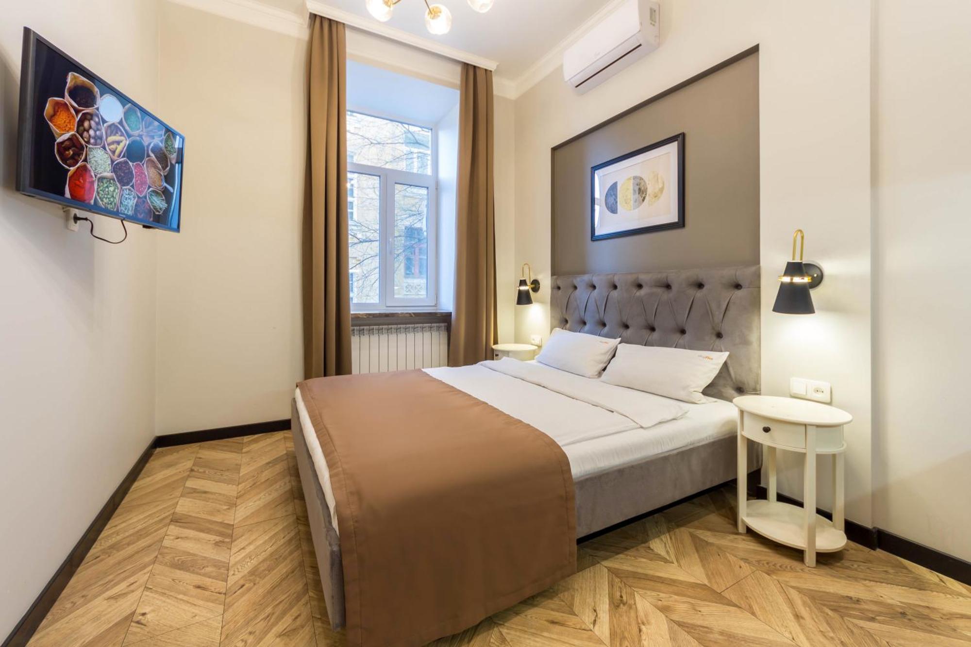 Apartments On Antonovycha Kiev Esterno foto